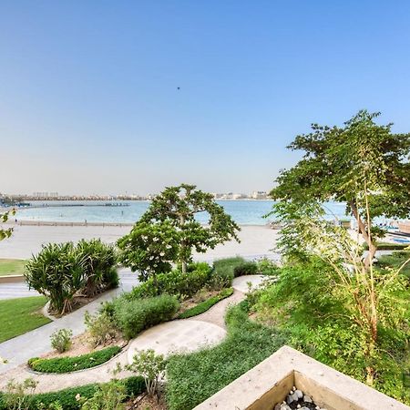 Lively 1 Bedroom At Al Nabat Shoreline 8 Palm Jumeirah By Deluxe Holiday Homes Dubai Exterior photo