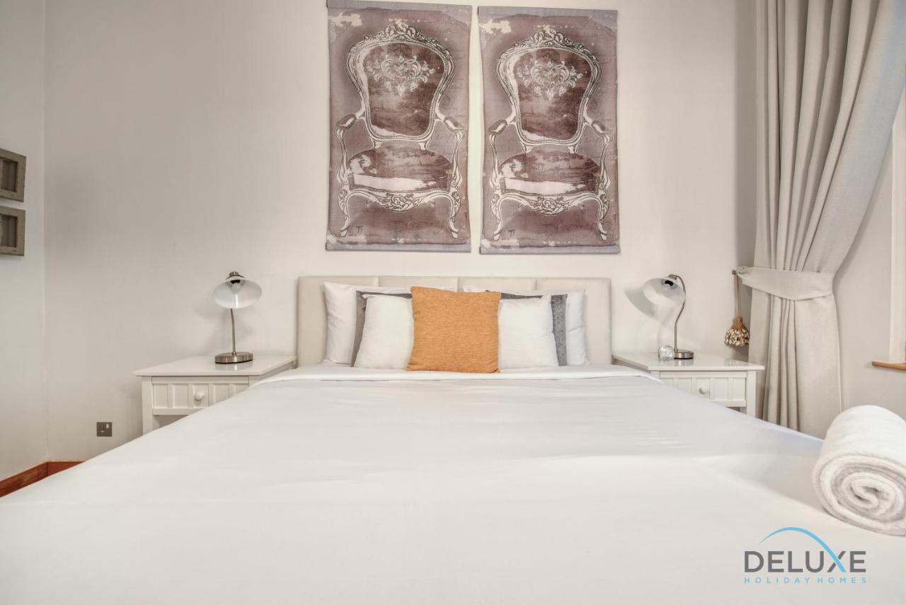 Lively 1 Bedroom At Al Nabat Shoreline 8 Palm Jumeirah By Deluxe Holiday Homes Dubai Exterior photo